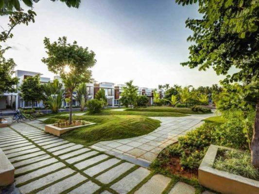 Jogging track surrounded by greenery at Concorde Sienna